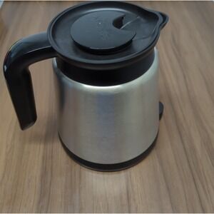 Keurig 1720X Stainless Thermos Insulated  32 Oz Coffee Pot Carafe